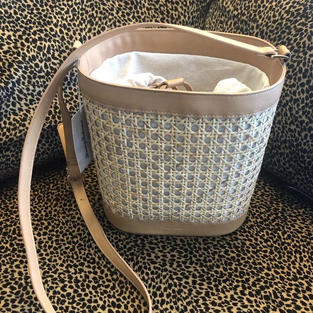 NWOT Tommy Bahama Straw Bucket Bag - Picture 2 of 7